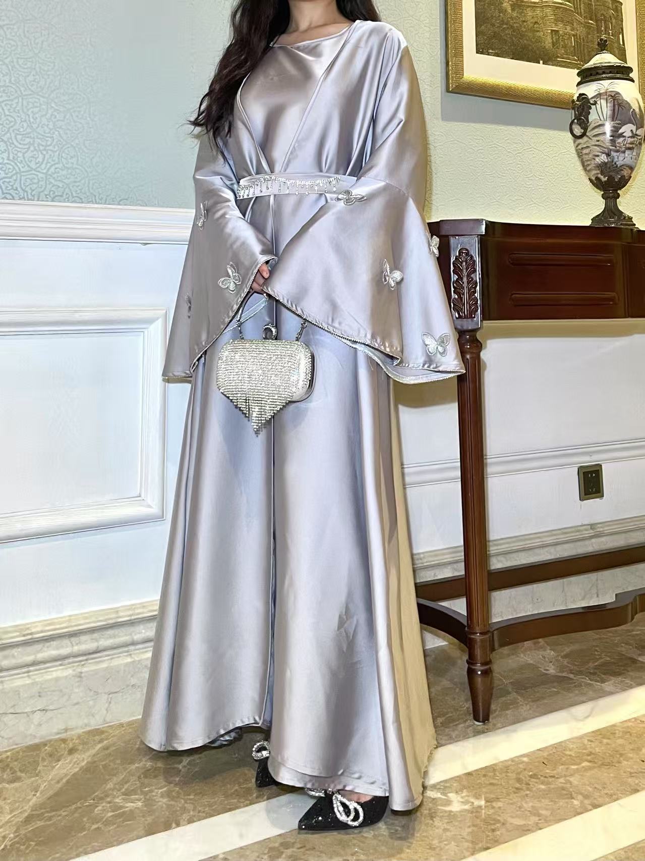 #LY13 2025 Ramadan promotion women's islamic clothing, flare sleeves abaya elegant occasion abaya eid abaya three pieces abaya with a diamond belt